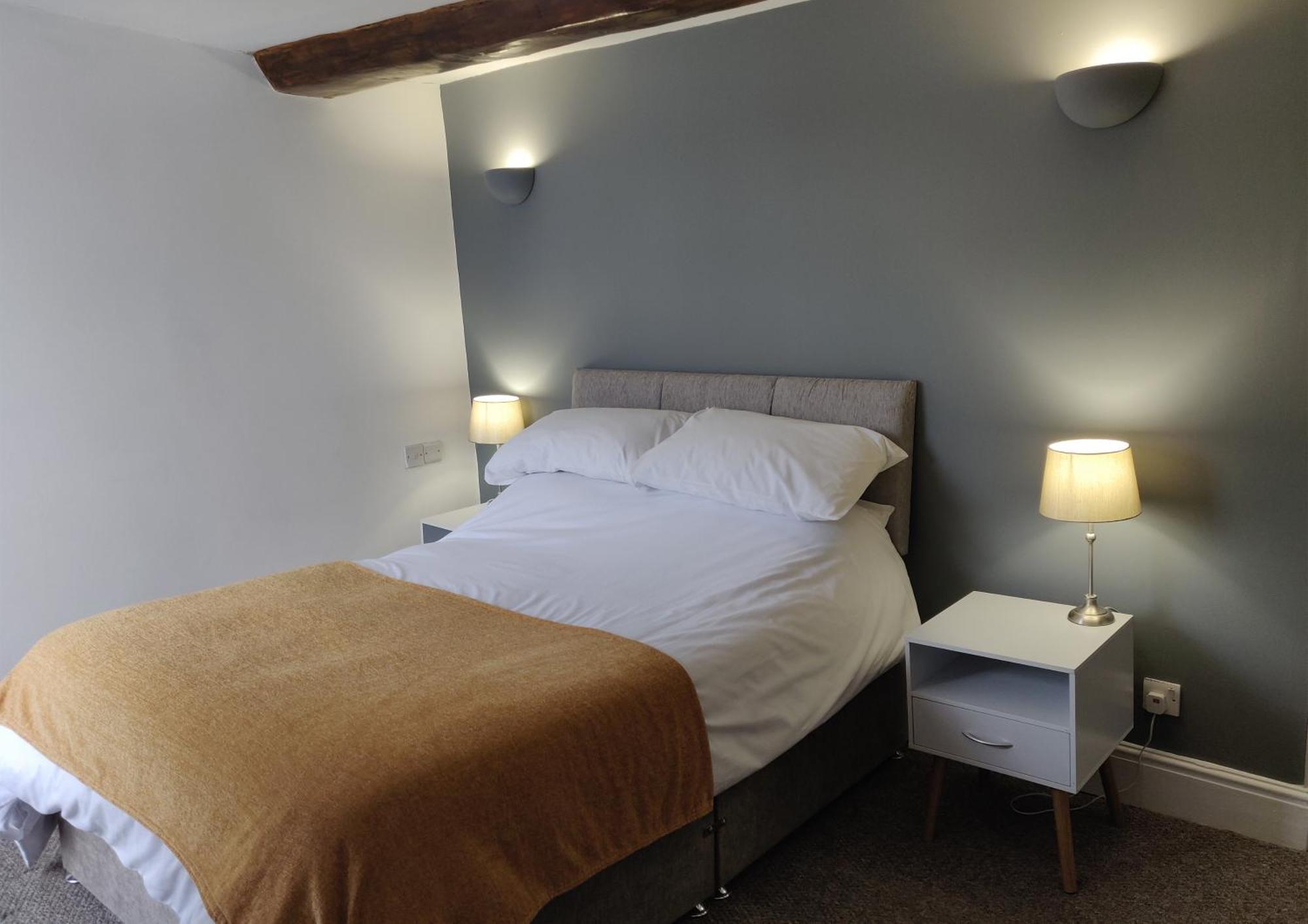 The Fox Hotel Much Wenlock Room photo